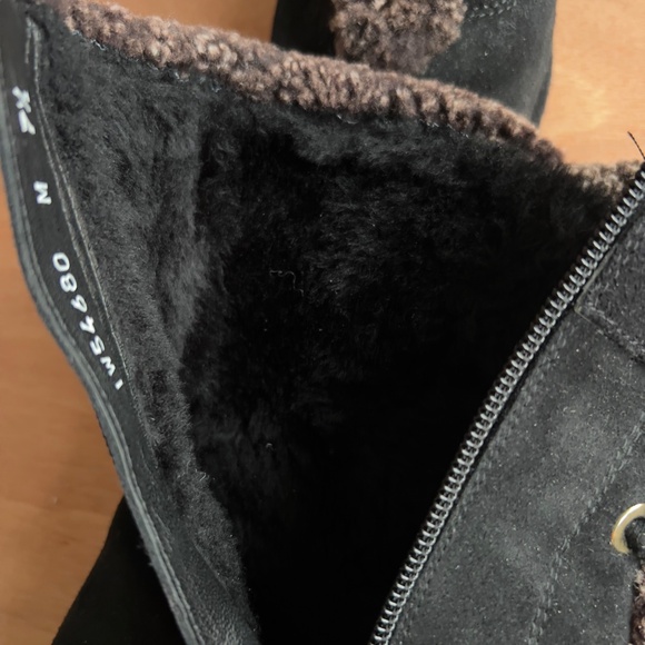 Stuart Weitzman lace/zip up faux fur shearling black suede boots 7.5 buckle EUC - Picture 8 of 11